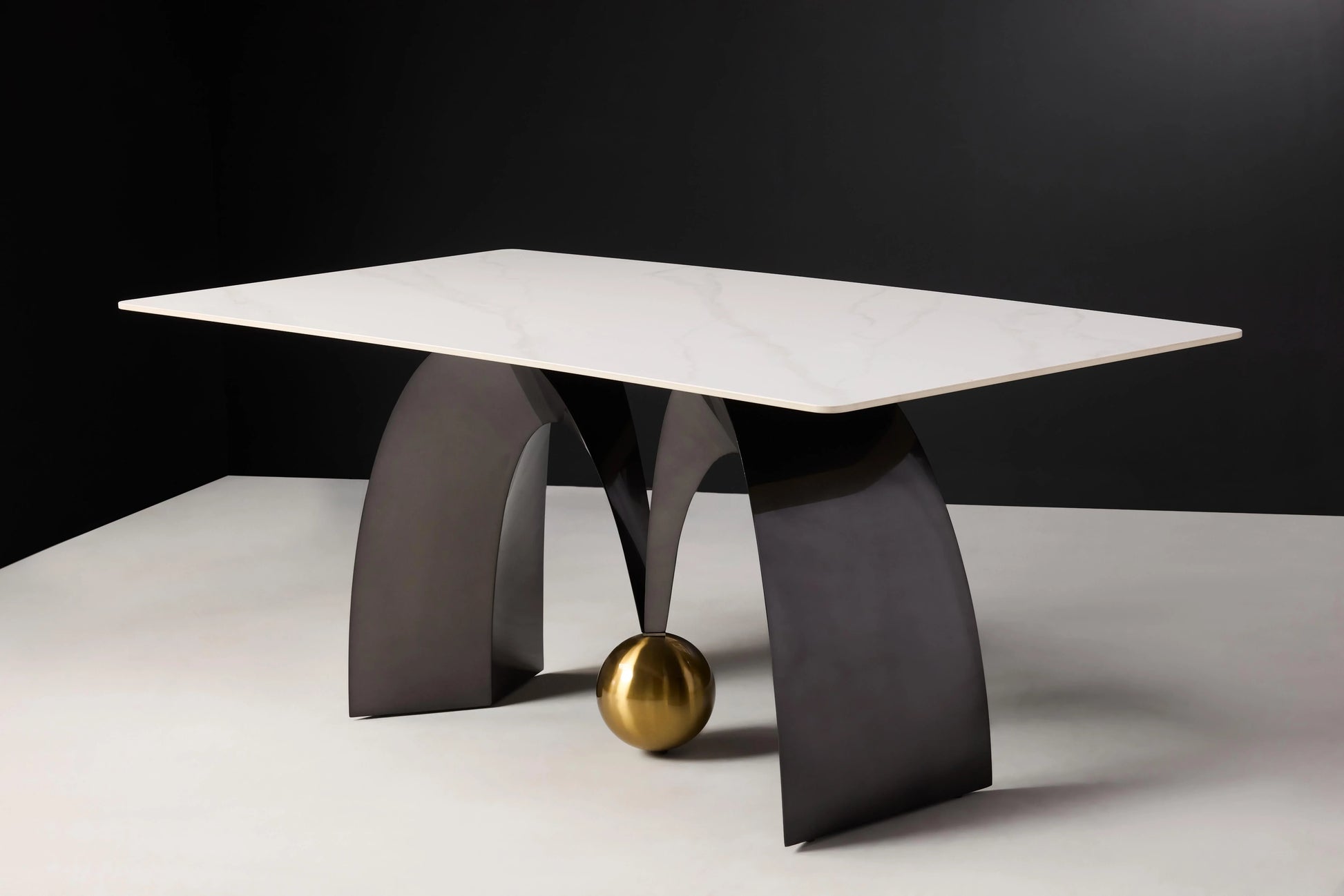 Luz 6 Seater White Dining Table Display