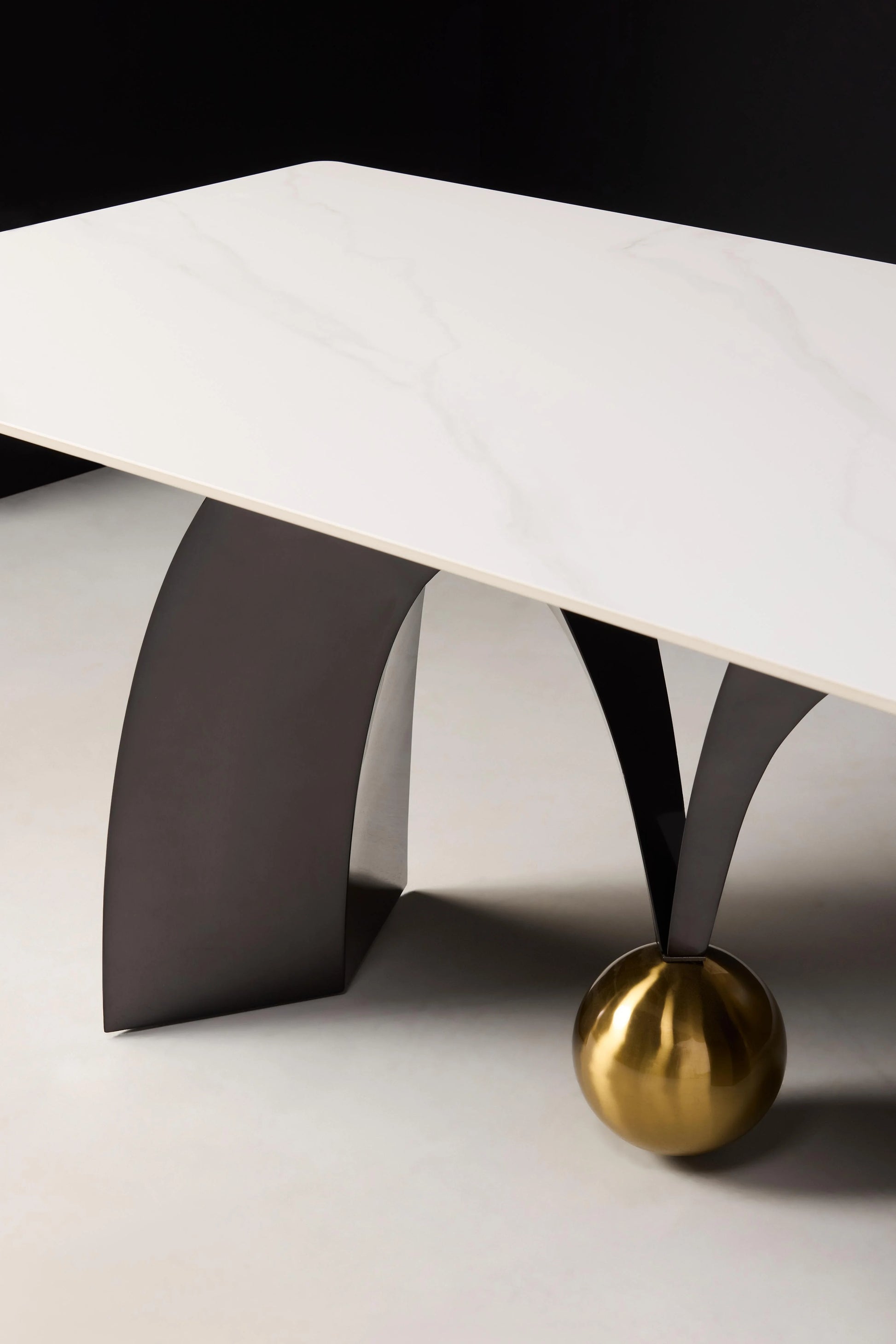 Luz 6 Seater White Dining Table - Sintered Stone Legs