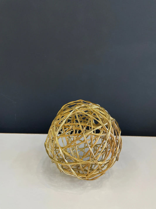 Os16 Golden Sphere Decoration