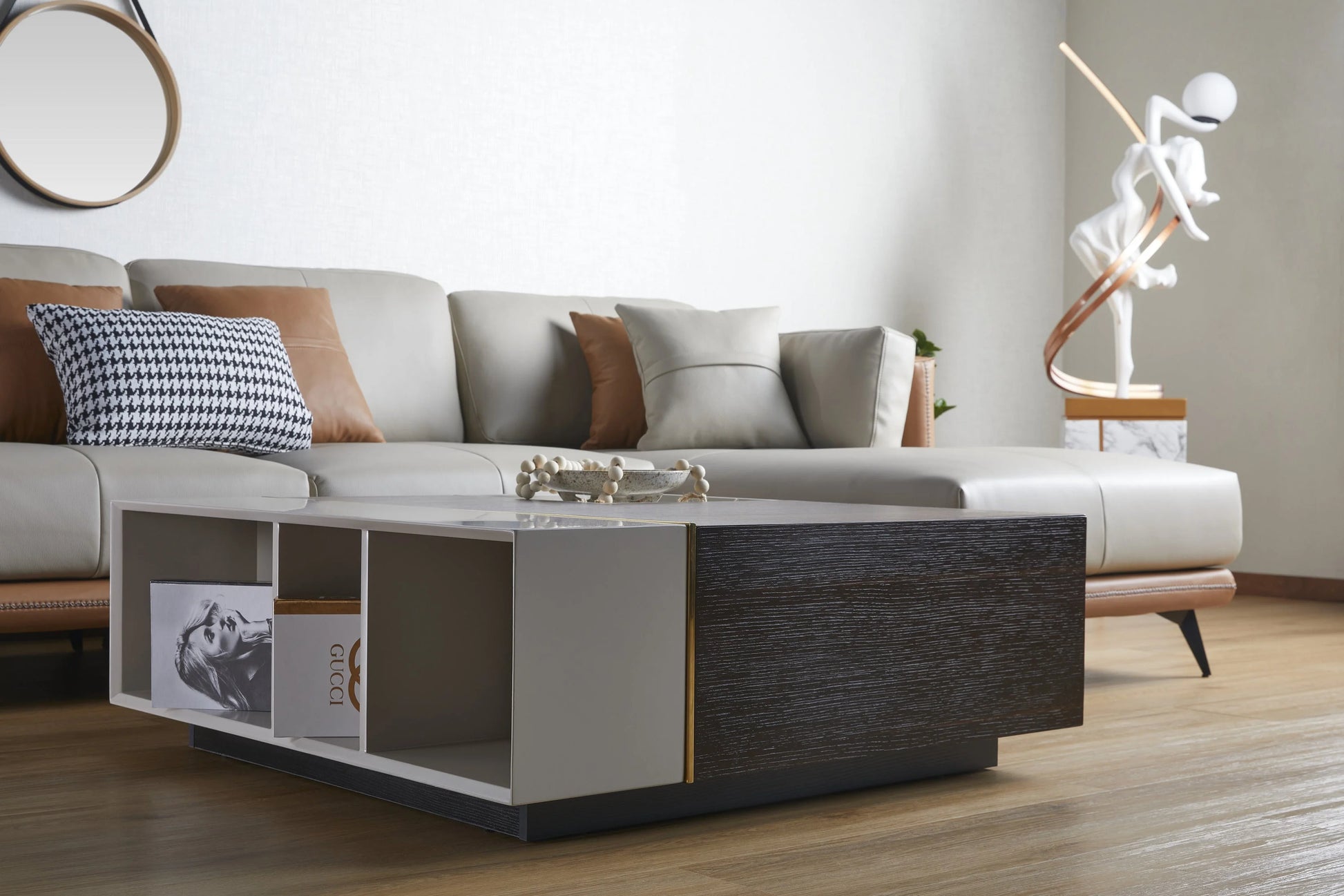 Robert 3 Seater Sofa With Pillows on Top