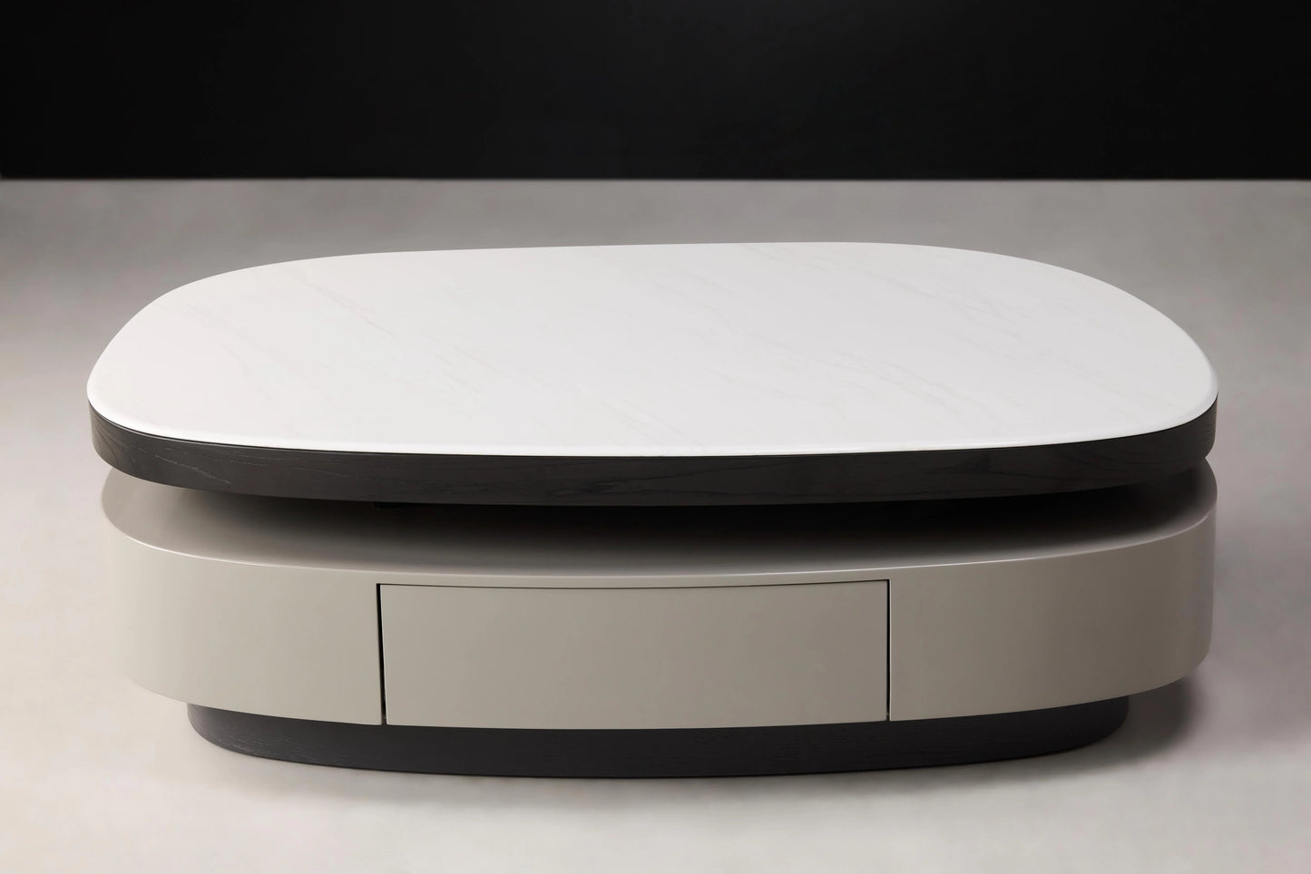 Versatile Elin Coffee Table Display