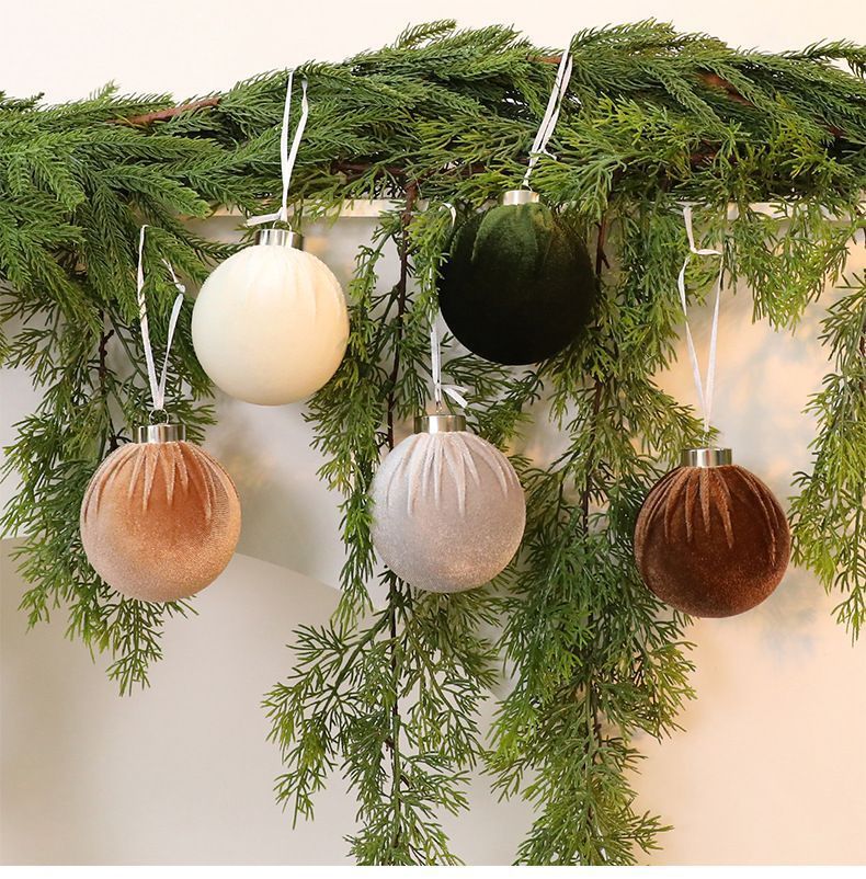 Velvet Fabric Wrapped Christmas Bauble Set, Red Green White Mix Xmas Tree Hanging Decor, 6cm