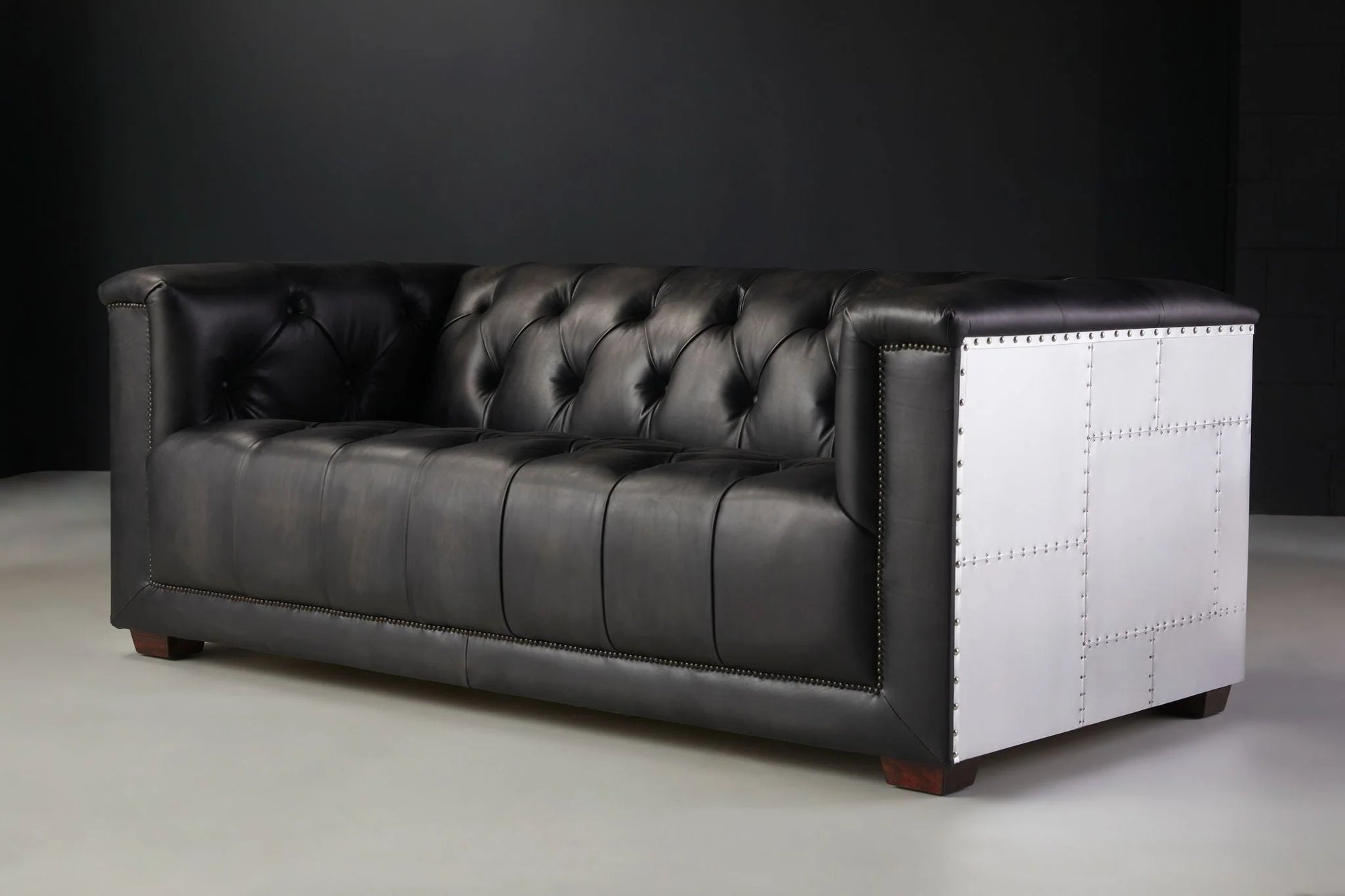 Black Vintage Style Sofa 3 Seater Timeless Design